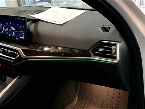 Certified 2023 BMW 330i Sedan w/ Convenience Package image 15