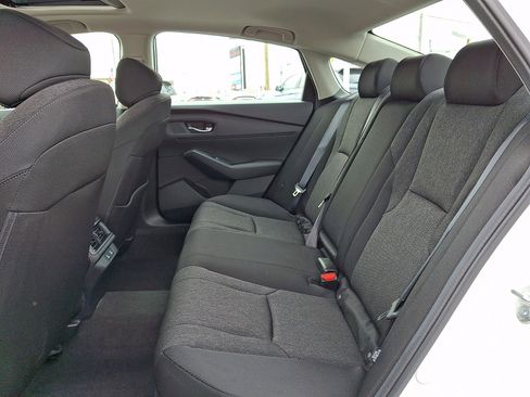 Certified 2025 Honda Accord SE image 10