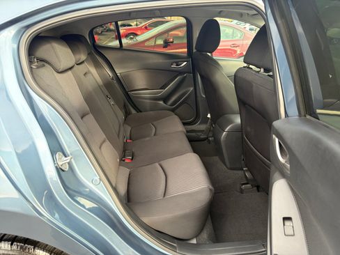 Used 2015 MAZDA MAZDA3 i Touring w/ Technology Package FWD image 26