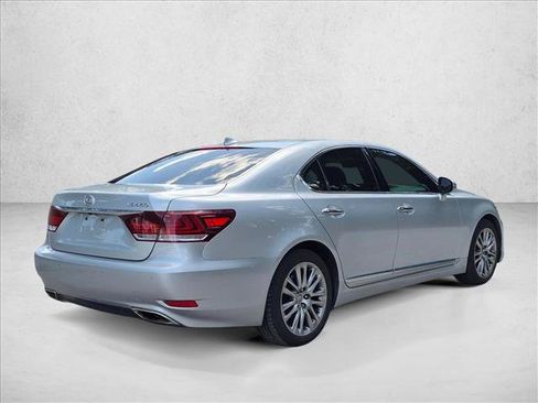 Used 2015 Lexus LS 460 w/ Comfort Package RWD image 5