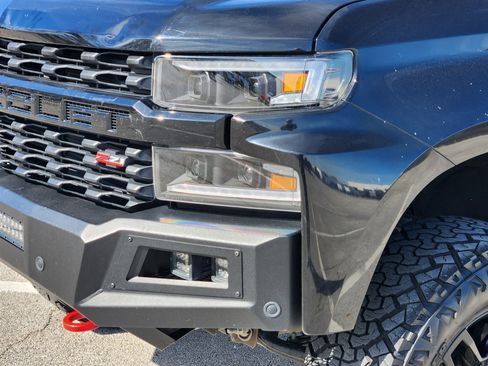 Used 2021 Chevrolet Silverado 1500 Custom Trail Boss w/ Midnight Edition image 9