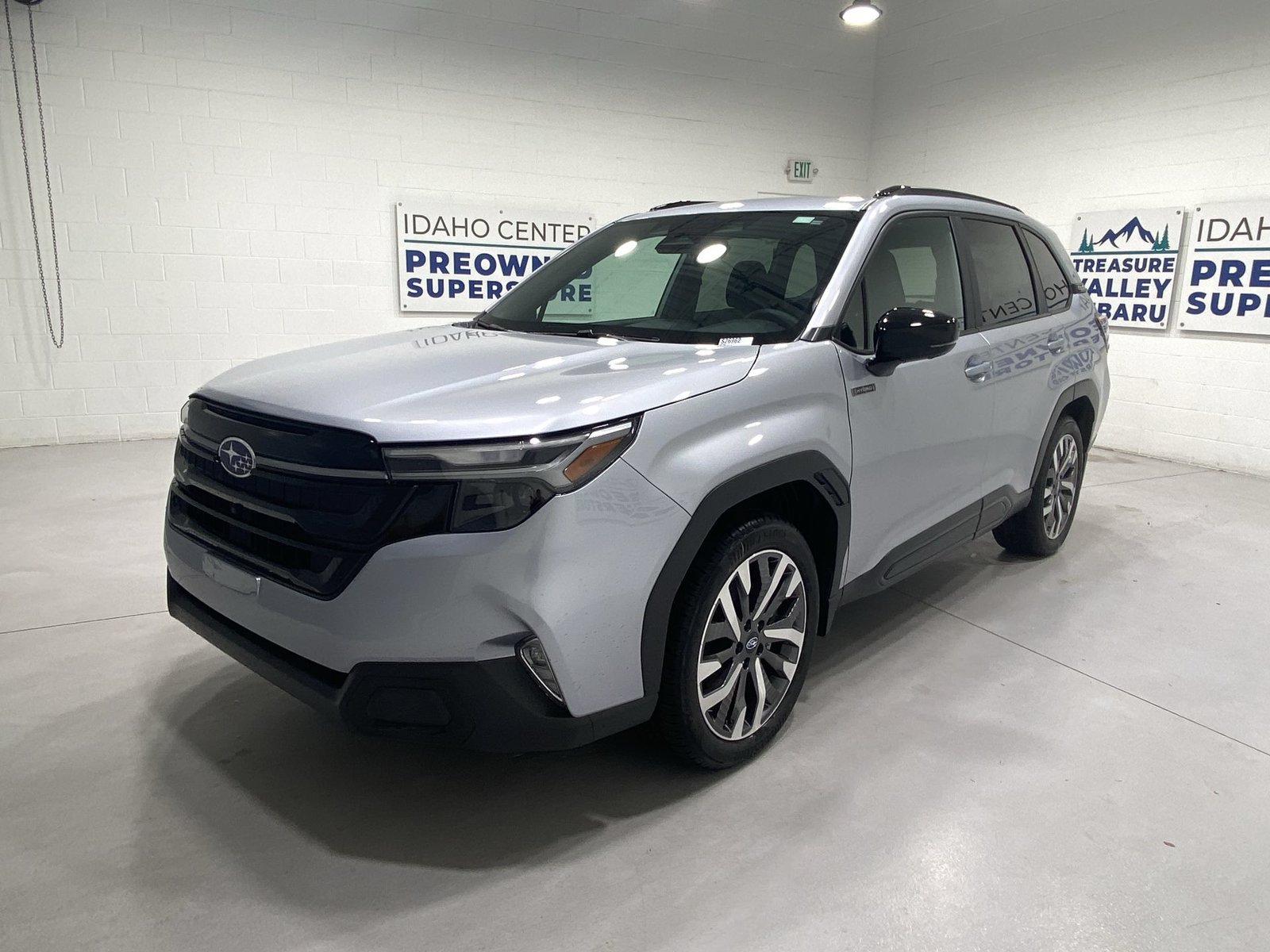 New 2026 Subaru Forester Touring AWD/4WD image 4