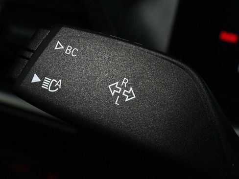 Used 2023 BMW M2 w/ Lighting Package RWD image 27
