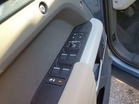 Used 2024 Land Rover Defender 110 S AWD/4WD image 17