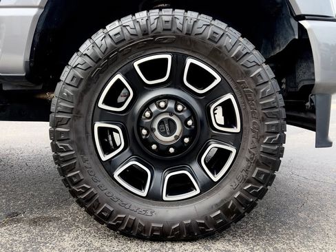 Used 2024 Ford F250 Platinum w/ FX4 Off-Road Package AWD/4WD image 53
