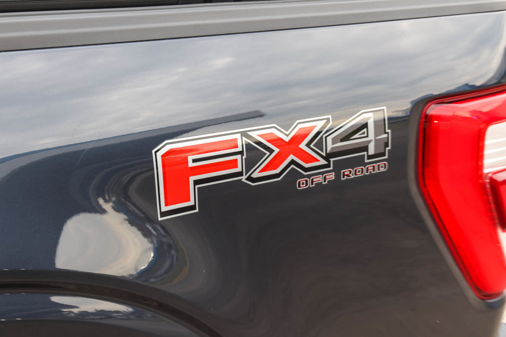 Used 2021 Ford F150 Platinum w/ Equipment Group 701A High AWD/4WD image 12