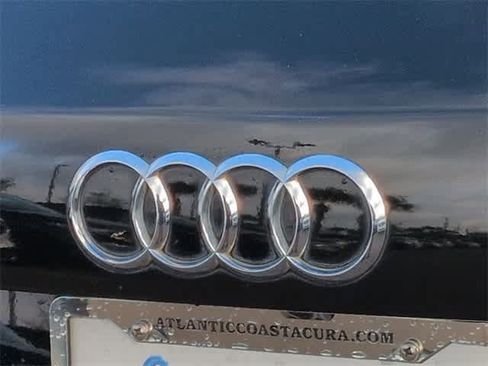 Used 2017 Audi Q5 2.0T Premium Plus w/ Technology Package image 12