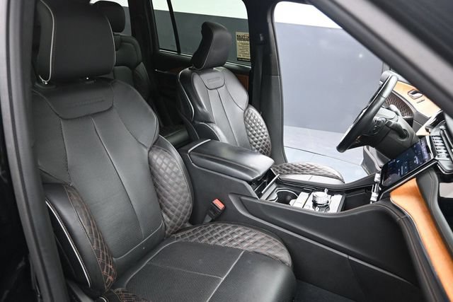 Used 2022 Jeep Grand Cherokee Summit AWD/4WD image 45