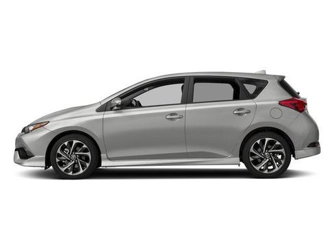 Used 2017 Toyota Corolla iM w/ All-Weather Mat Package FWD image 3