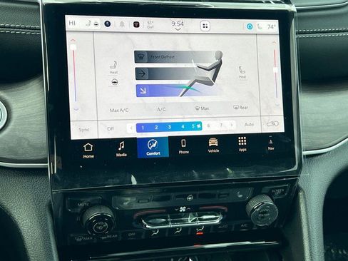 New 2025 Jeep Grand Cherokee Limited image 21