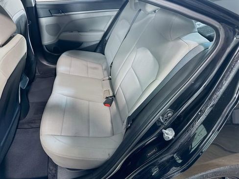 Used 2018 Hyundai Elantra Value Edition image 15