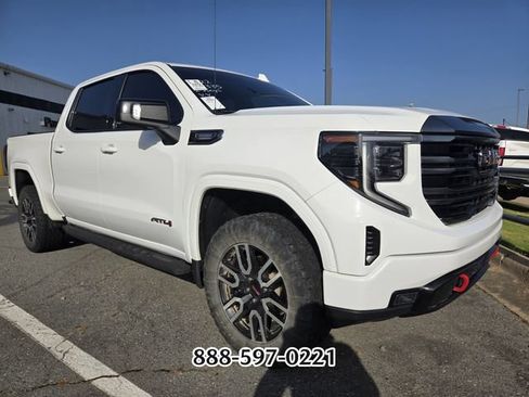 Used 2022 GMC Sierra 1500 AT4 w/ AT4 Preferred Package AWD/4WD image 13