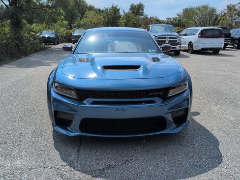Used 2023 Dodge Charger SRT Hellcat w/ SRT Black Package RWD image 2