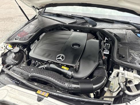 Used 2019 Mercedes-Benz C 300 Sedan image 34