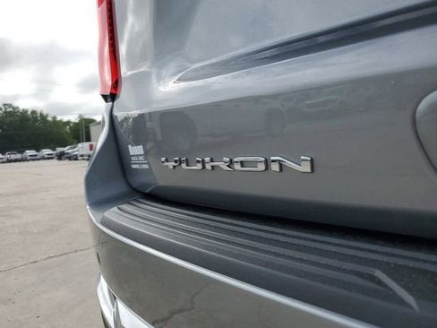 New 2026 GMC Yukon Denali image 8