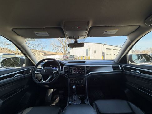 Used 2022 Volkswagen Atlas SE image 26