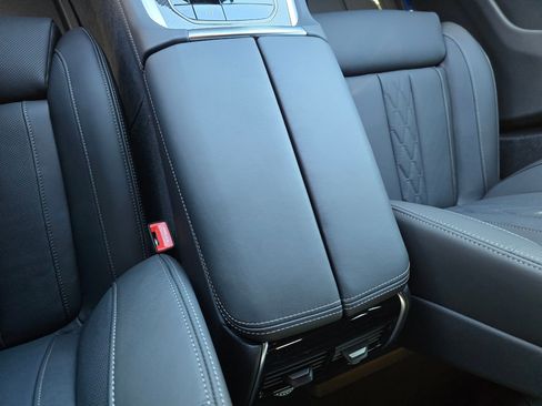 New 2026 BMW X6 M60i image 56