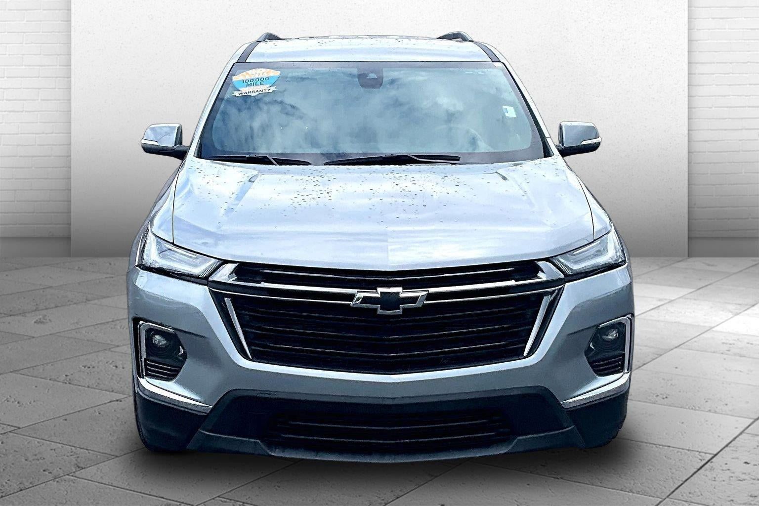 Used 2024 Chevrolet Traverse LT FWD image 2