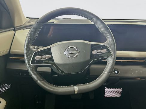 Used 2024 Nissan Ariya FWD image 18