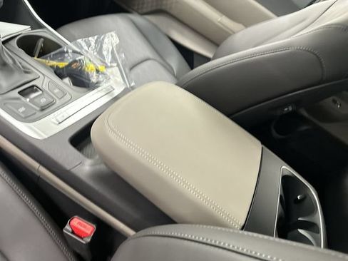 New 2026 Kia Carnival FWD image 23