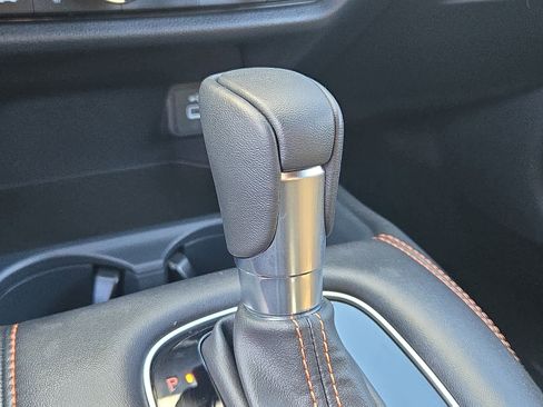 Certified 2025 Honda HR-V Sport image 16