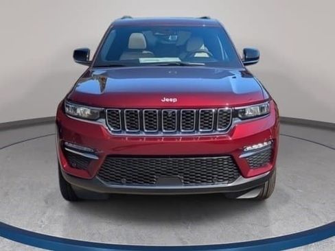 New 2025 Jeep Grand Cherokee Limited w/ Luxury Tech Group II RWD image 2