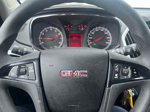 Used 2017 GMC Terrain SLE image 14