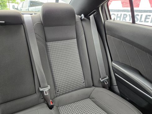 Used 2023 Dodge Charger SXT RWD image 14