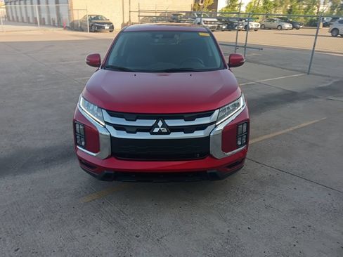 Used 2025 Mitsubishi Outlander Sport AWD image 5