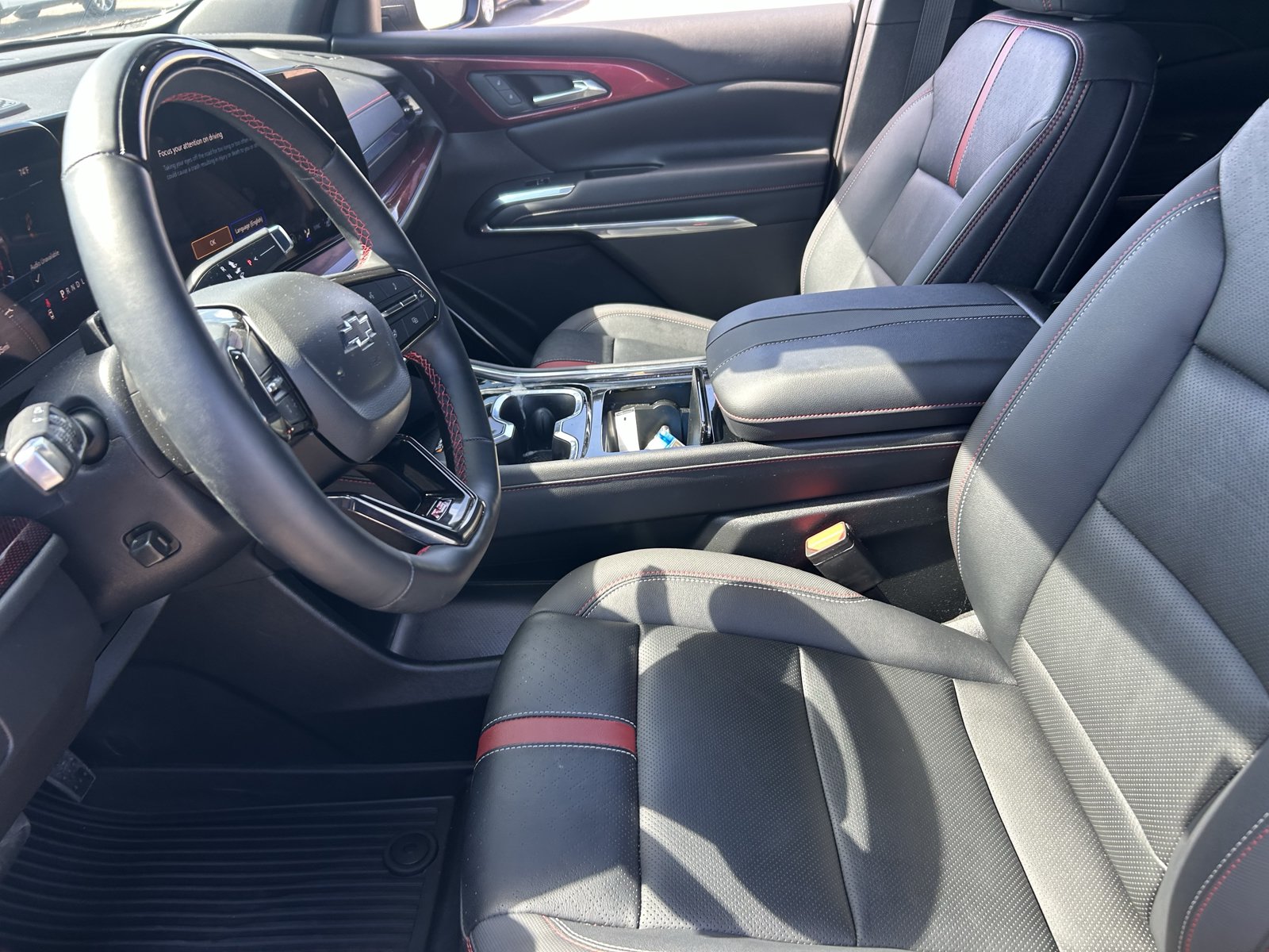 Used 2026 Chevrolet Traverse RS w/ LPO, Floor Liner Package FWD image 15