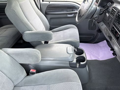 Used 2003 Ford Excursion XLT image 30