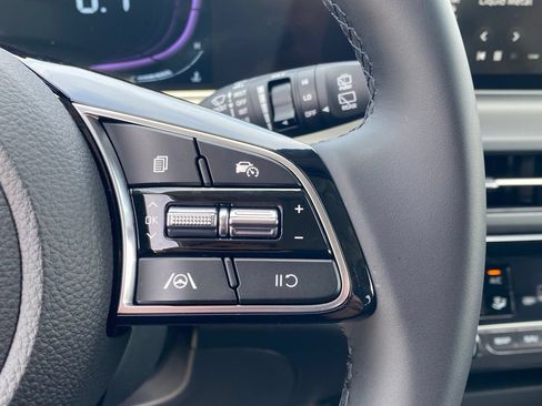 New 2026 Kia Seltos S FWD image 16