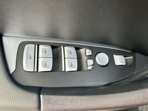 Used 2024 BMW X3 xDrive30i w/ Convenience Package AWD/4WD image 14