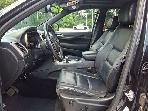 Used 2014 Jeep Grand Cherokee Limited w/ Trailer Tow Group IV AWD/4WD image 14