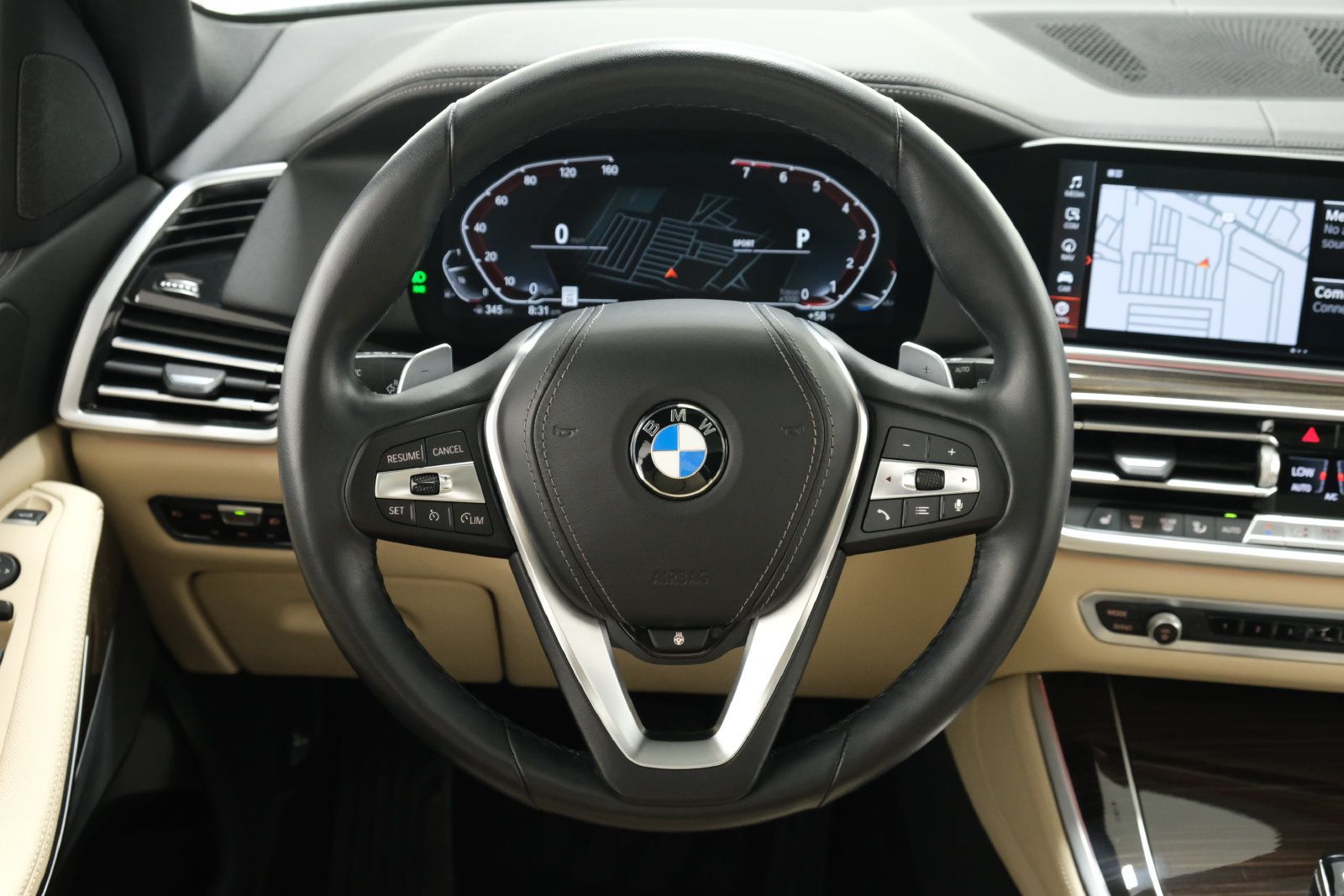 Used 2021 BMW X5 xDrive40i w/ Parking Assistance Package AWD/4WD image 13