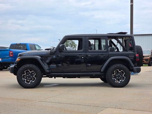 Used 2023 Jeep Wrangler Unlimited Rubicon 4xe w/ Steel Bumper Group AWD/4WD image 5