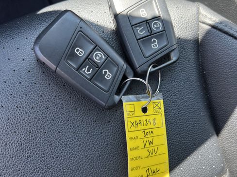 Used 2019 Volkswagen Atlas SE FWD image 38