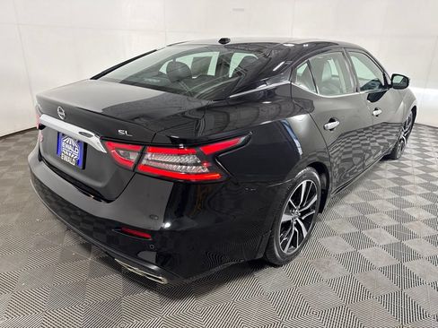 Used 2023 Nissan Maxima SL FWD image 11