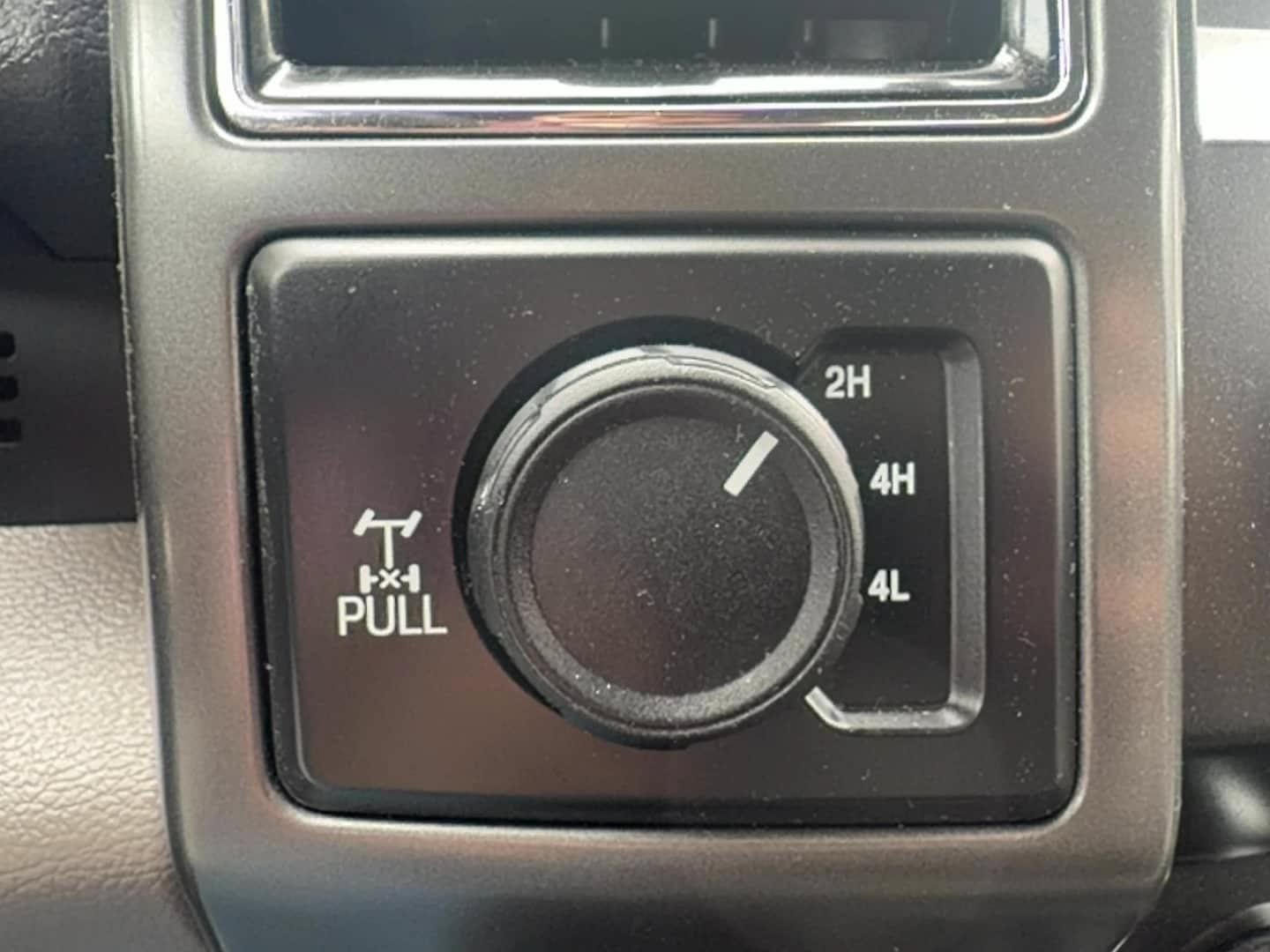 Used 2019 Ford F250 XLT w/ XLT Value Package AWD/4WD image 17