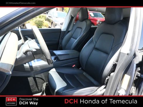 Used 2022 Tesla Model Y Performance AWD/4WD image 17