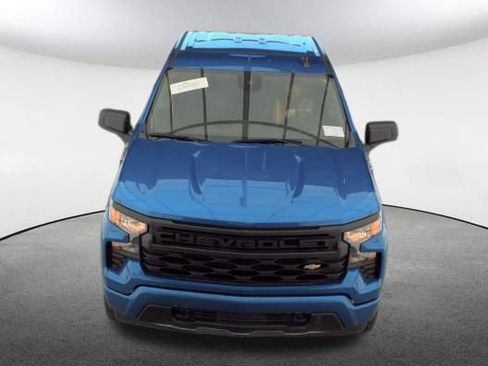 Used 2024 Chevrolet Silverado 1500 Custom AWD/4WD image 2