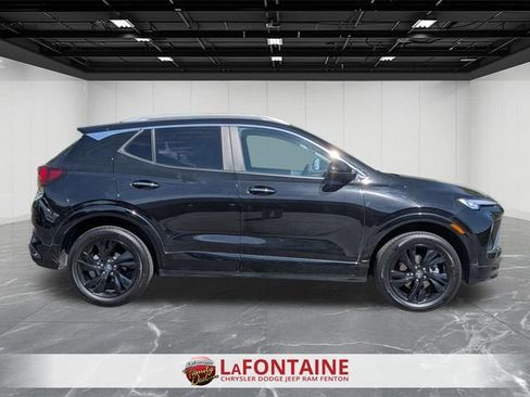 Used 2024 Buick Encore GX Sport Touring w/ Comfort Package AWD/4WD image 6