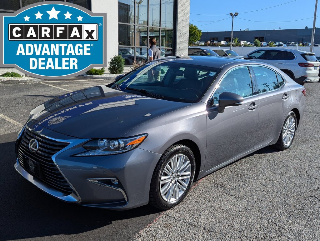 Used 2016 Lexus ES 350 w/ Premium Package w/Wood Trim FWD image 2