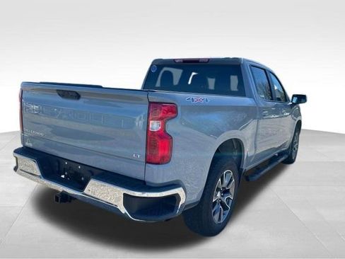 Used 2024 Chevrolet Silverado 1500 LT AWD/4WD image 4