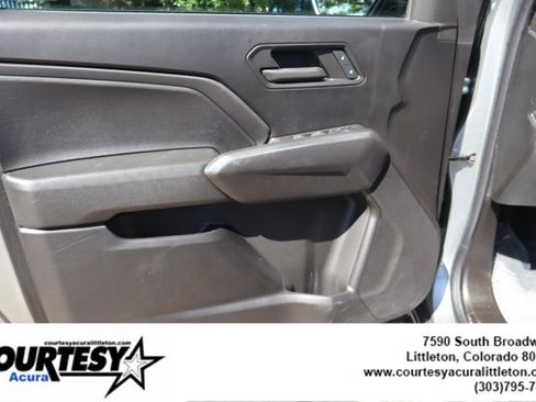 Used 2024 Chevrolet Colorado Trail Boss w/ Technology Package AWD/4WD image 22