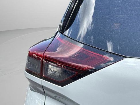 Certified 2024 Nissan Rogue SL w/ SL Premium Package FWD image 27