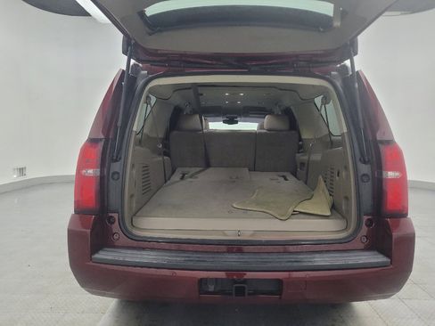 Used 2016 Chevrolet Suburban LS RWD image 29