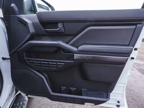 Used 2025 Toyota 4Runner TRD Off-Road image 11