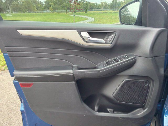 Certified 2022 Ford Escape SEL AWD/4WD image 23