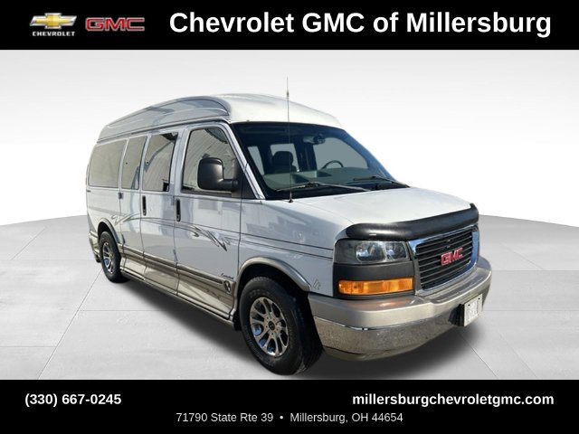 Used 2004 GMC Savana 1500 w/ Preferred Equipment Group RWD image 1